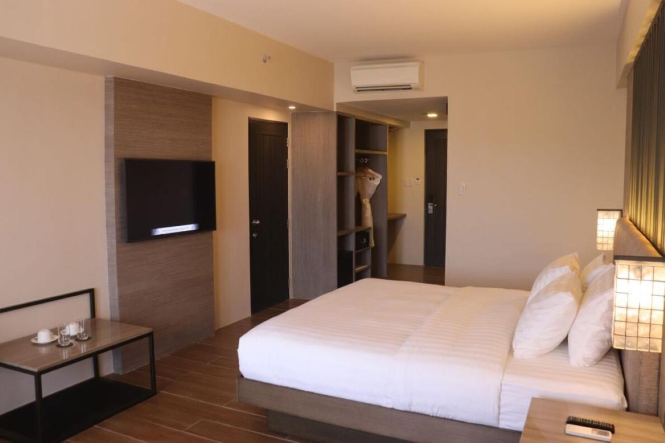 The Aurora Subic Hotel Managed By Hii Olongapo Exterior foto