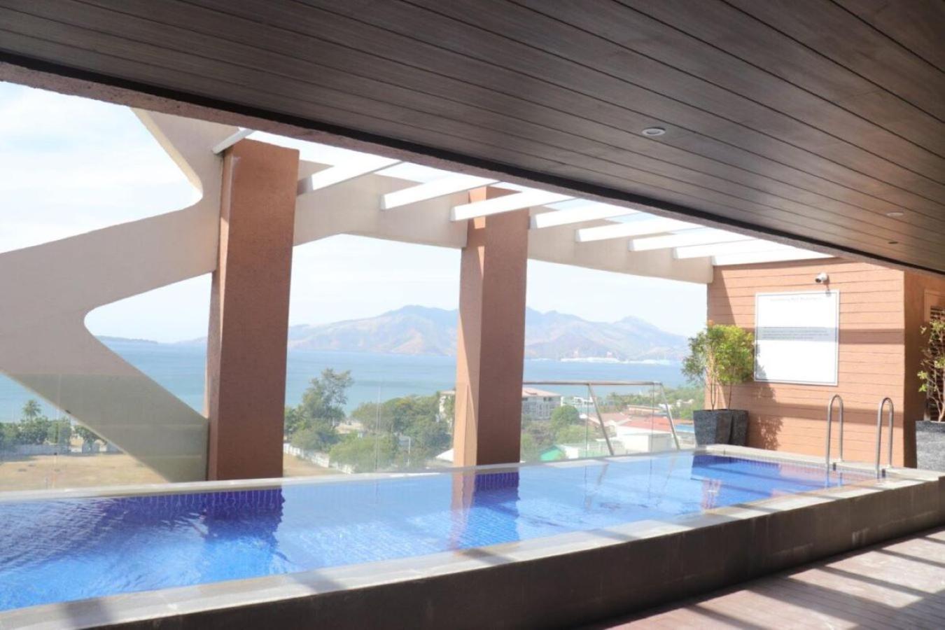 The Aurora Subic Hotel Managed By Hii Olongapo Exterior foto
